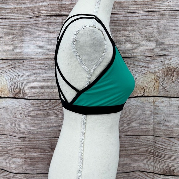 Fabletic Green and Black Dash Bikini Top Size M - Picture 5 of 10